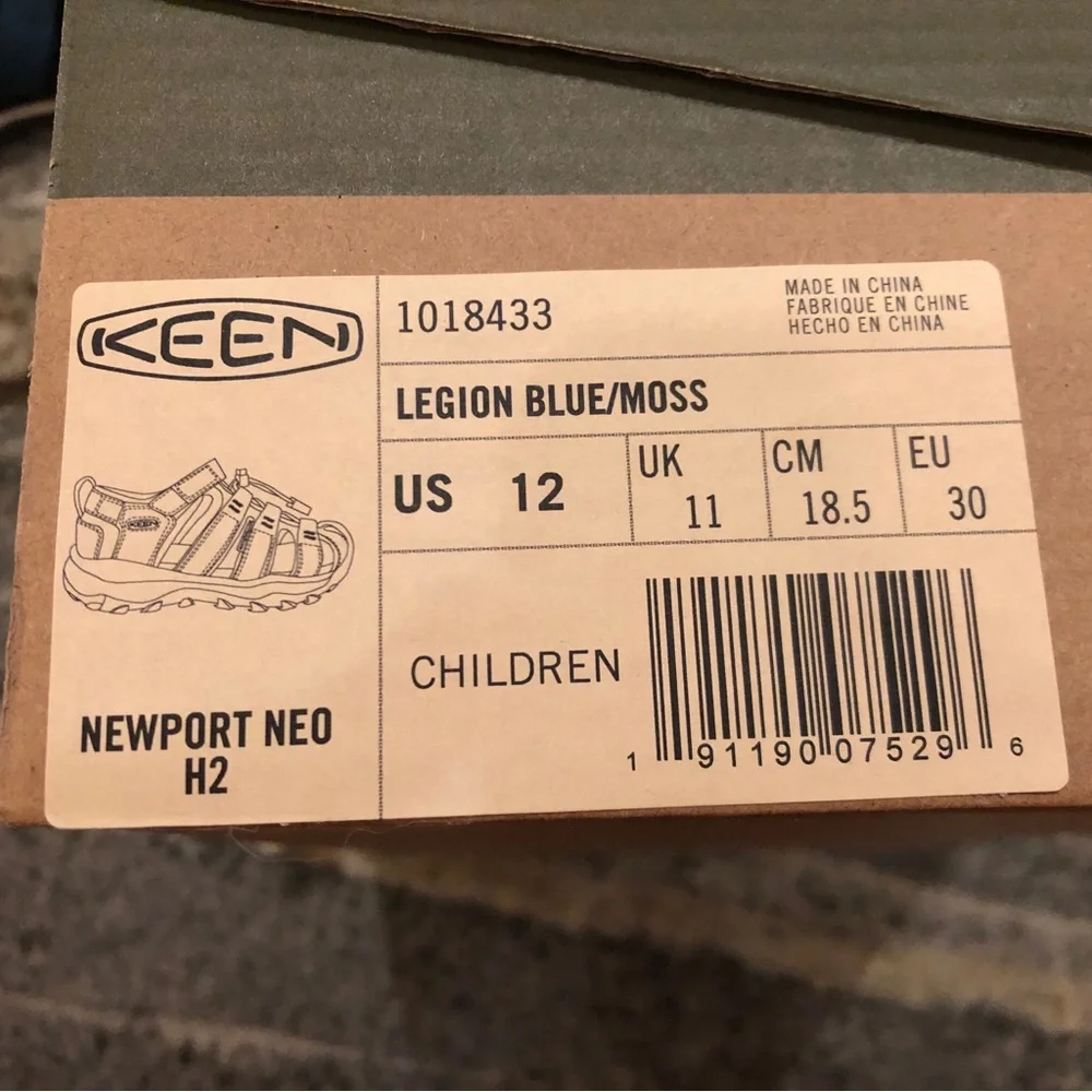 Keen Kids Newport Neo H2 Watershoes, Size 12, Color: Legion Blue/Moss, like new.